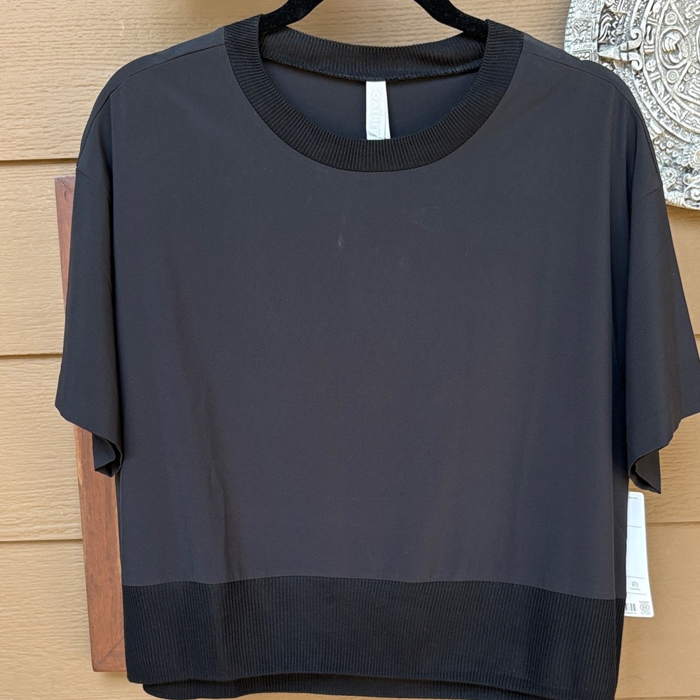 Athleta Black Zephyr Crop Tee